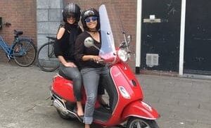 can a vespa carry a passenger